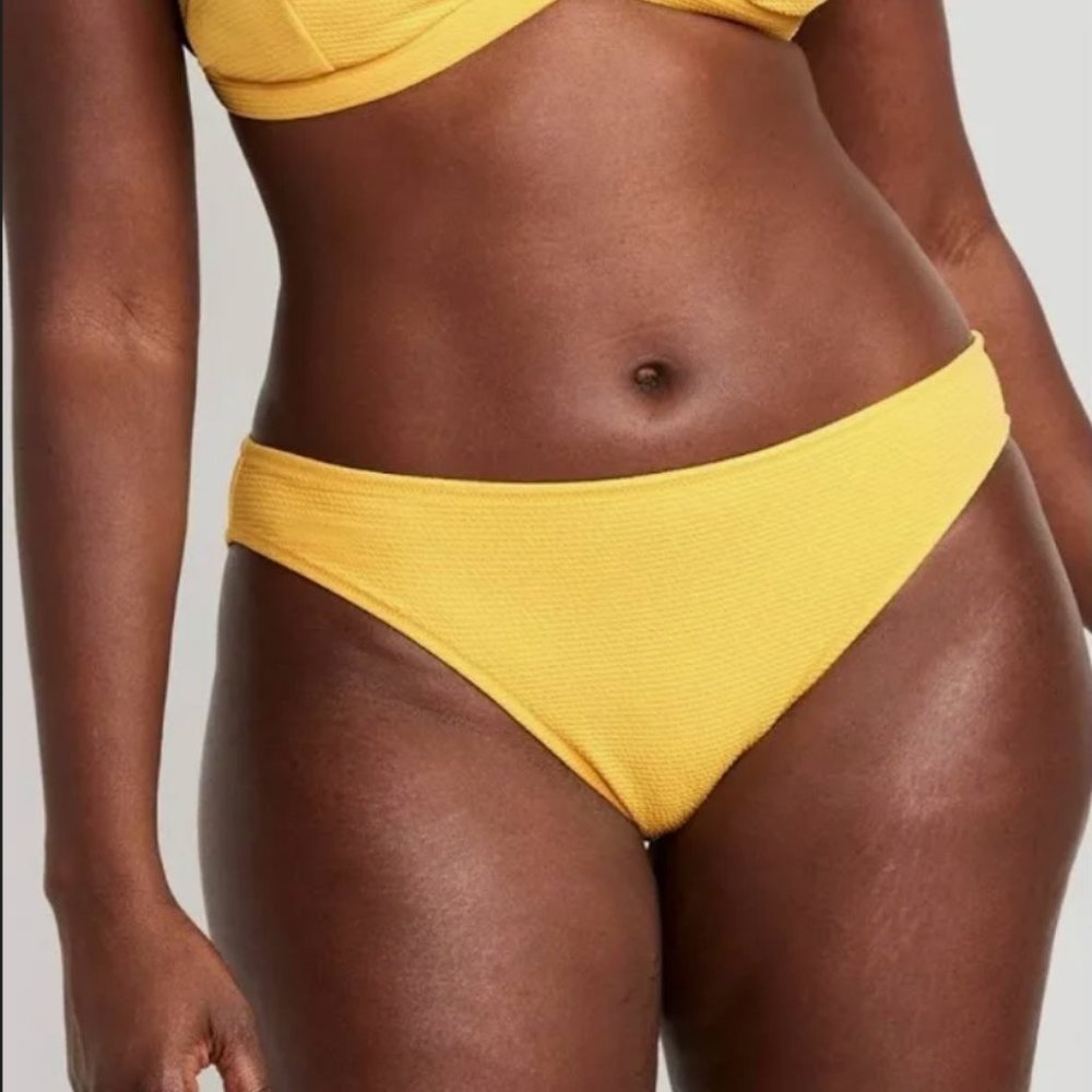Old Navy Low Rise Bikini Bottoms Yellow NWT Plus 3X
